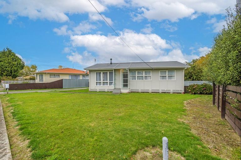 Photo of property in 42 Seddon Street, Feilding, 4702