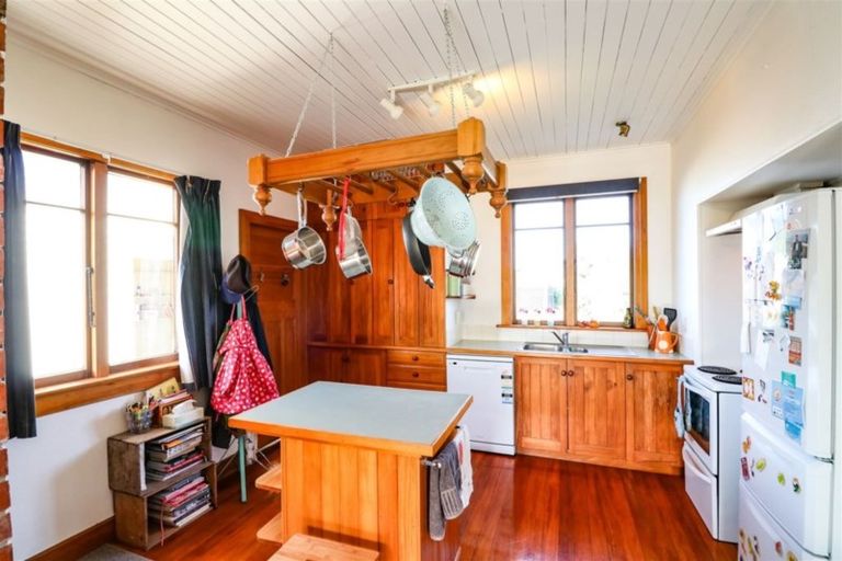 Photo of property in 26 Connolly Street, Geraldine, 7930