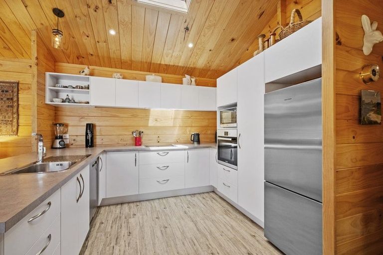 Photo of property in 16 Tennyson Close, Hanmer Springs, 7334