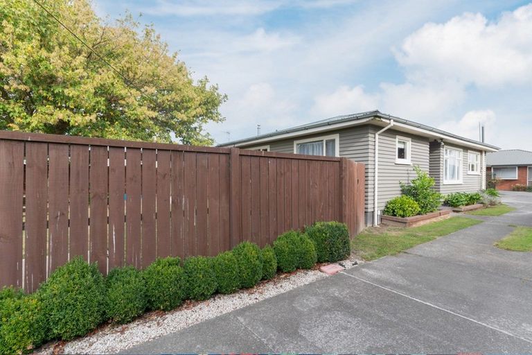 Photo of property in 130 Springs Road, Hornby, Christchurch, 8042