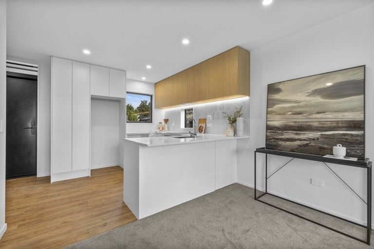 Photo of property in 4/244 Innes Road, St Albans, 8052