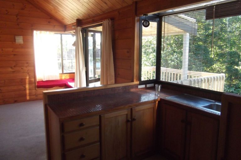 Photo of property in 2/21 Long Bay Drive, Torbay, Auckland, 0630