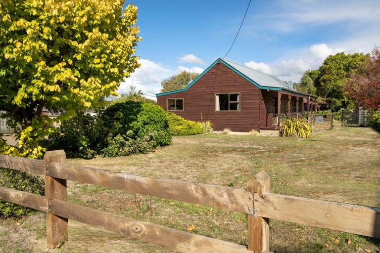 Photo of property in 5 Newcastle Street, Clyde, 9330