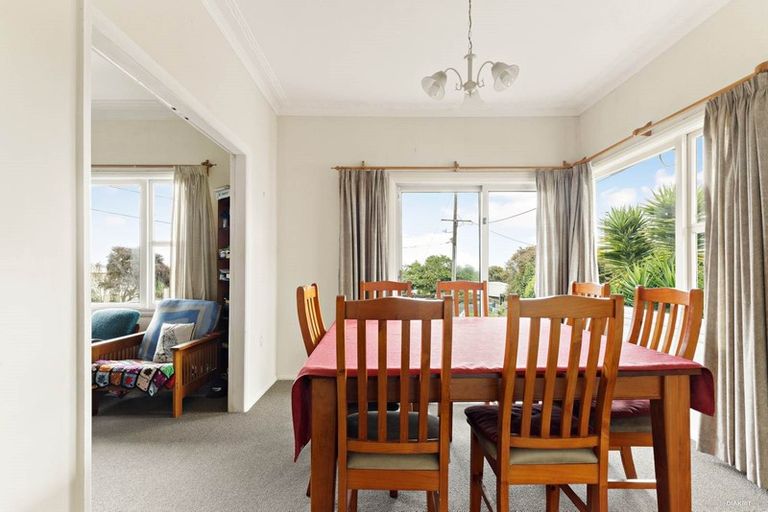 Photo of property in 168 Kitchener Road, Pukekohe, 2120