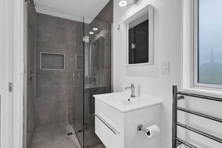 Photo of property in 2 Mercade Close, Stratford, 4332