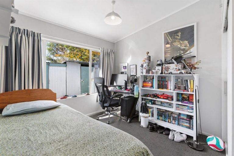 Photo of property in 33b Romilly Street, Westport, 7825