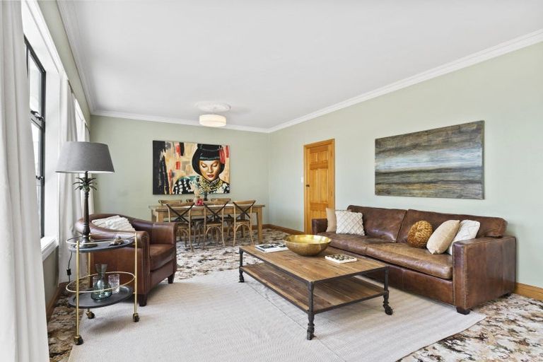 Photo of property in 2 Farley Avenue, Greytown, 5712