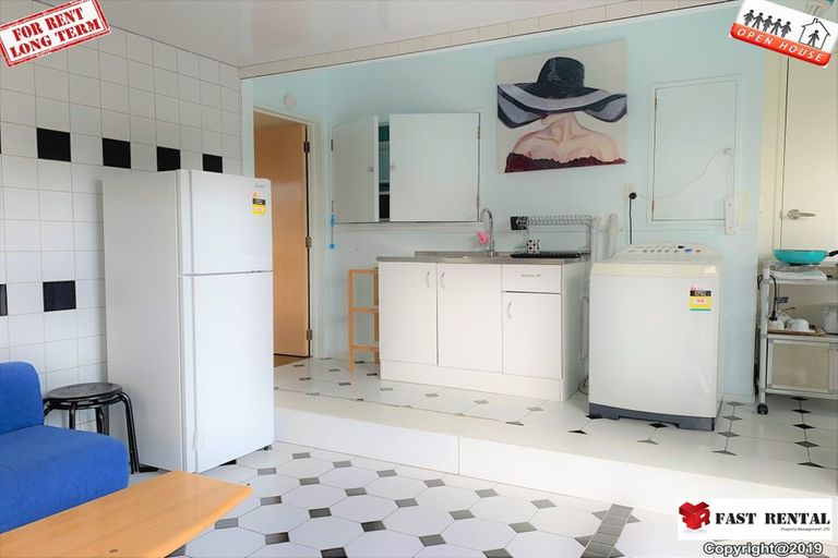 Photo of property in 59 Beach Road, Castor Bay, Auckland, 0620