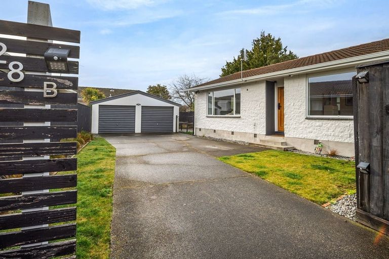 Photo of property in 28 Ingrid Street, Parklands, Christchurch, 8083