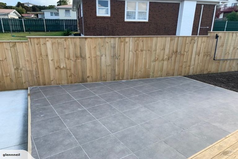 Photo of property in 2 Justin Place, Te Atatu Peninsula, Auckland, 0610