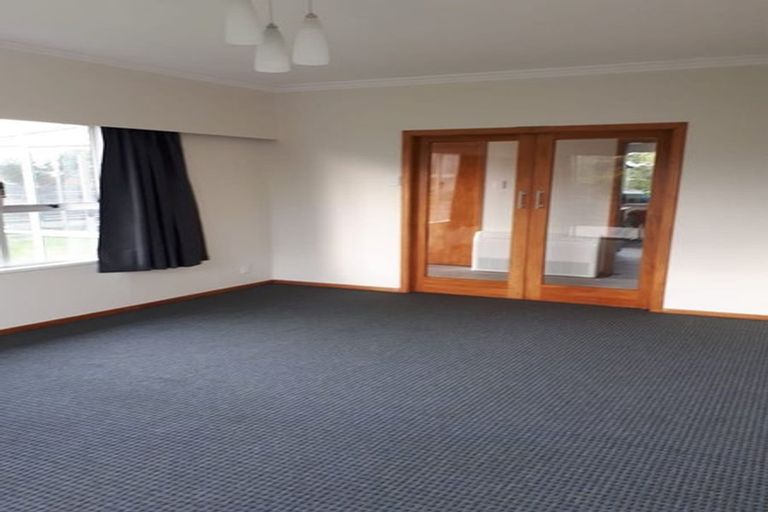 Photo of property in 8 Tahi Road, Paraparaumu Beach, Paraparaumu, 5032