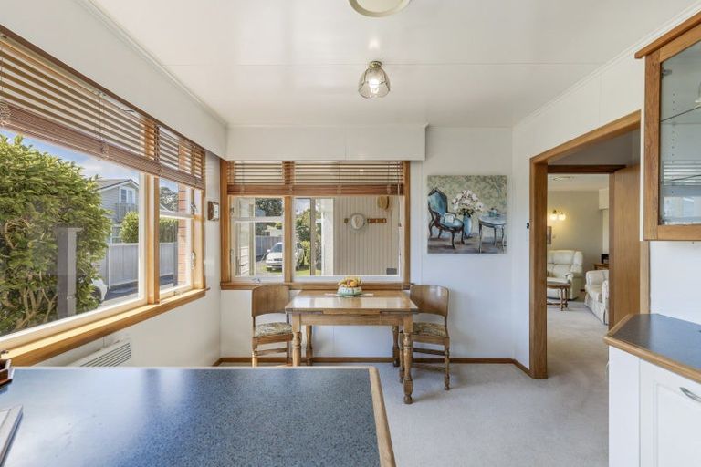 Photo of property in 206a Tukapa Street, Westown, New Plymouth, 4310