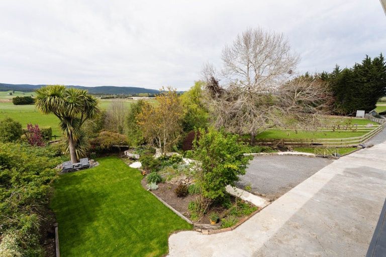 Photo of property in 108 Limeworks Road, Circle Hill, Milton, 9291