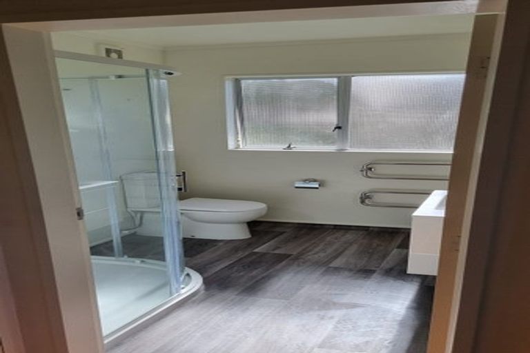 Photo of property in 29a Harbour View Road, Northland, Wellington, 6012