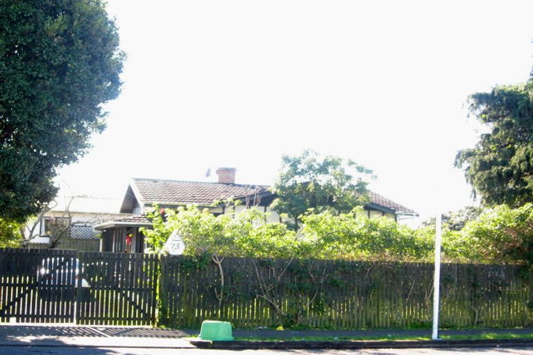 Photo of property in 2/73 Russell Road, Manurewa, Auckland, 2102