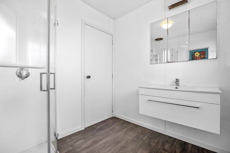 Photo of property in 1 Omega Place, Casebrook, Christchurch, 8051