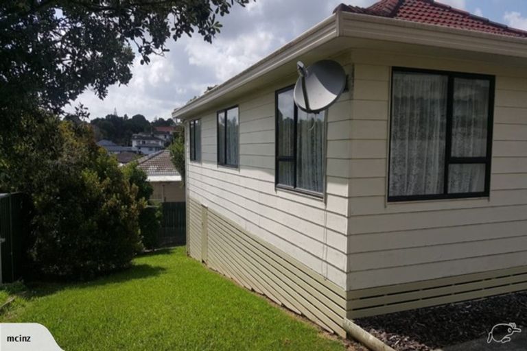 Photo of property in 145 Solar Road, Glen Eden, Auckland, 0602