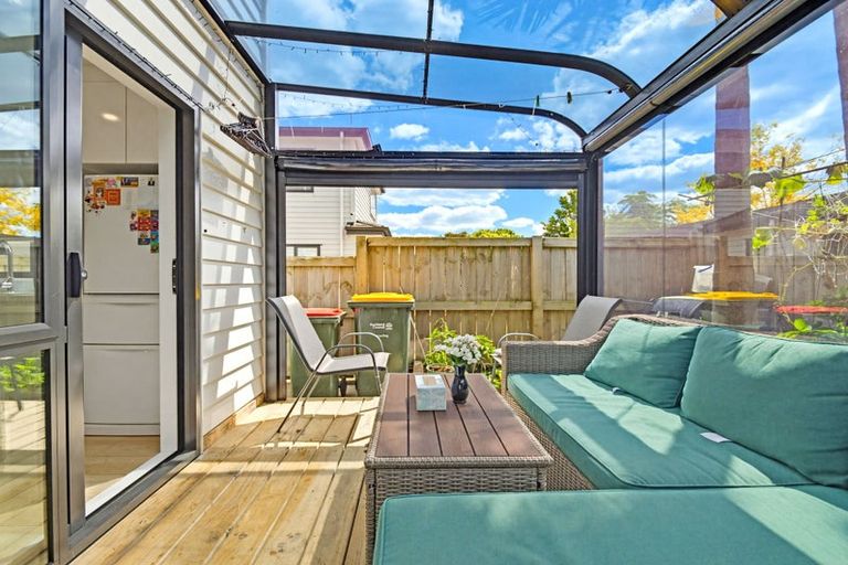 Photo of property in 160d Hill Road, Manurewa, Auckland, 2105