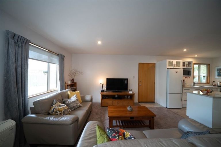 Photo of property in 215 Wairakei Road, Bryndwr, Christchurch, 8053