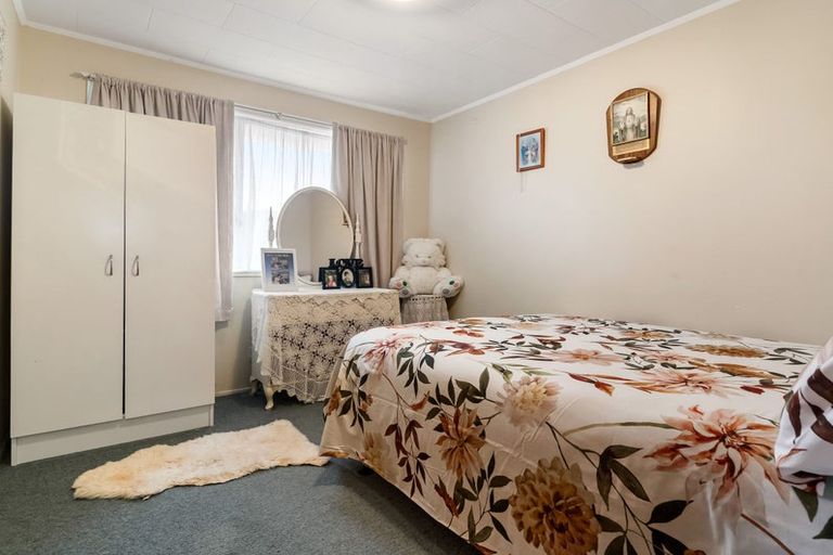 Photo of property in 90 Boundary Road, Clover Park, Auckland, 2019