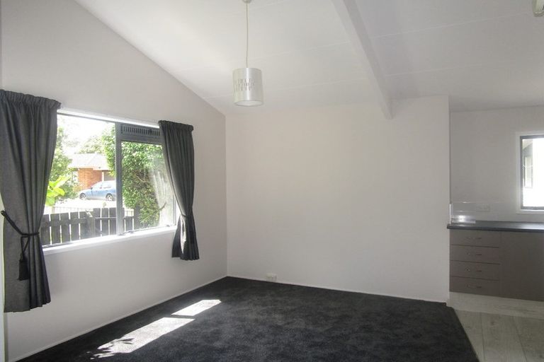 Photo of property in 1a Kelvin Road, Papakura, 2110