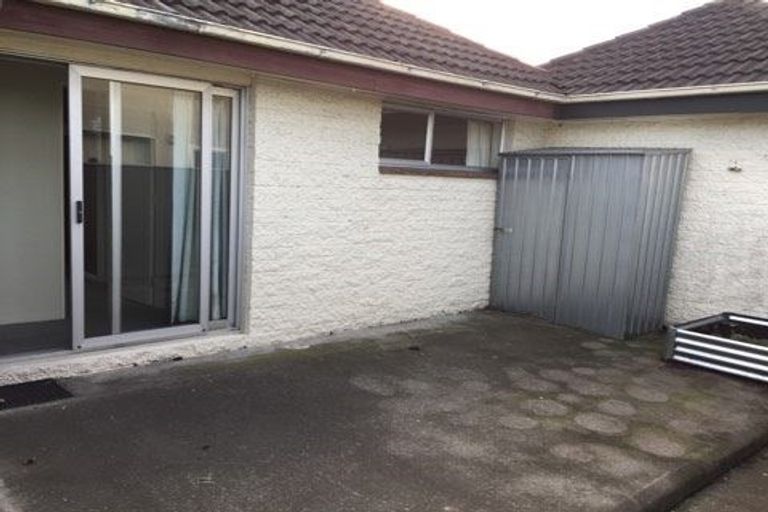 Photo of property in 2/350 Worcester Street, Linwood, Christchurch, 8011