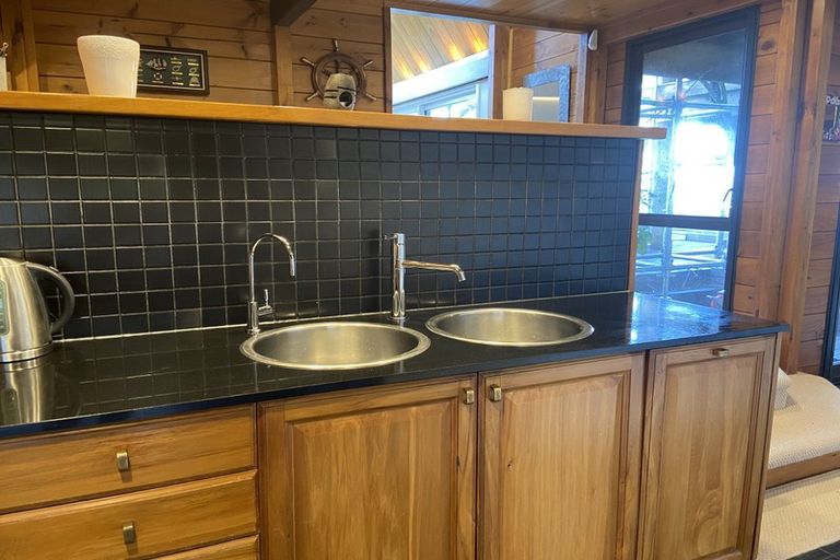 Photo of property in 479 Hibiscus Coast Highway, Orewa, 0931