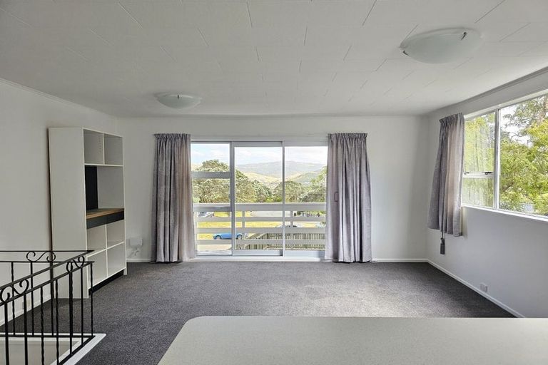 Photo of property in 196f2 Helston Road, Paparangi, Wellington, 6037