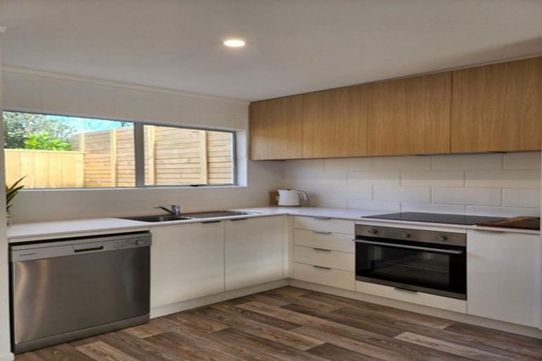 Photo of property in 48a Pitcairn Street, Oakura, 4314