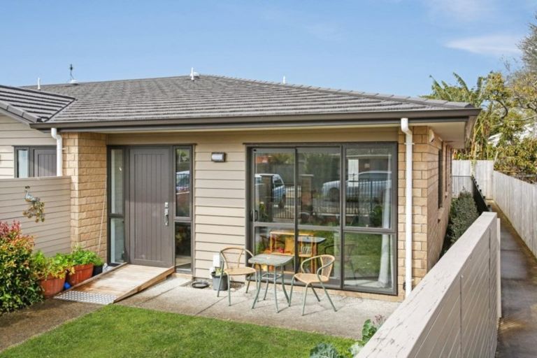 Photo of property in 1/107 Edinburgh Street, Pukekohe, 2120