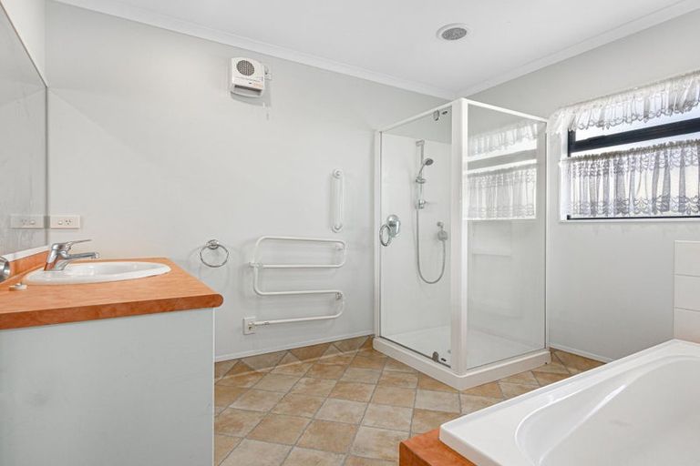 Photo of property in 68a Auckland Road, Greenmeadows, Napier, 4112