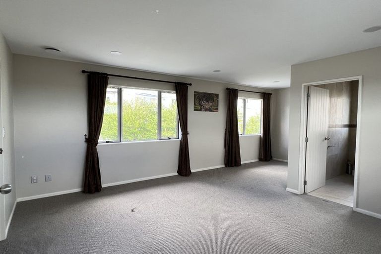 Photo of property in 36 Bur Oak Terrace, Schnapper Rock, Auckland, 0632