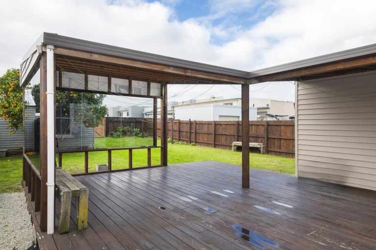 Photo of property in 245 Kahutia Street, Gisborne, 4010