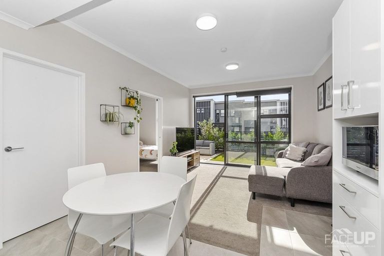 Photo of property in 22 Raranga Lane, Hobsonville, Auckland, 0616