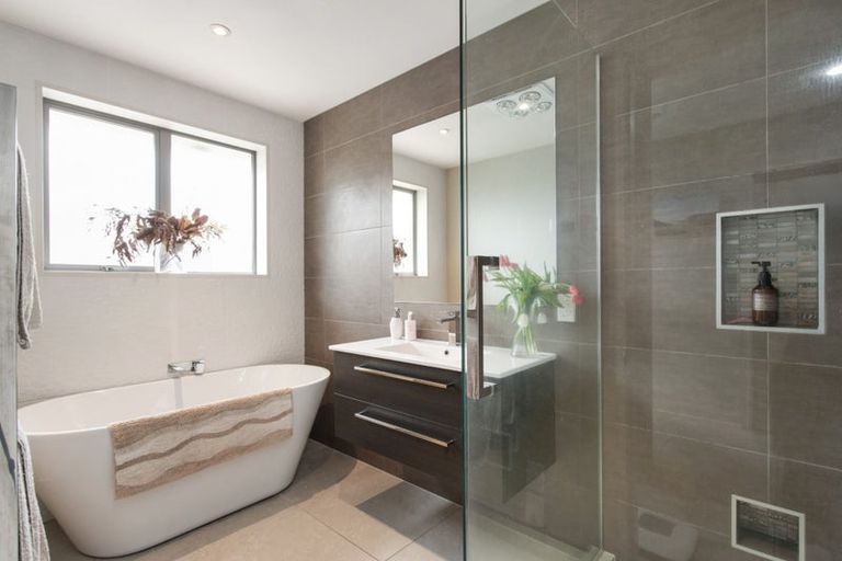 Photo of property in 17 Mataroa Place, Parklands, Christchurch, 8083