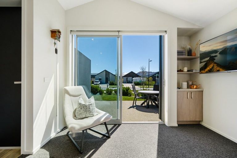 Photo of property in 12 Mount Burke Street, Wanaka, 9305