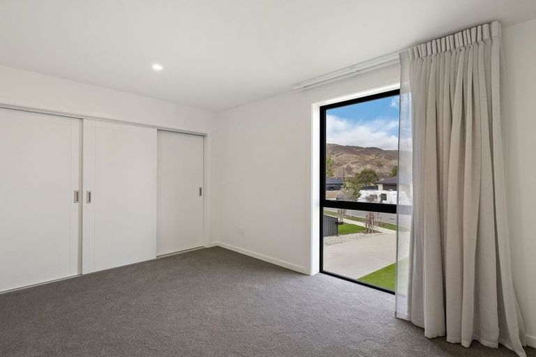Photo of property in 38 Wallis Drive, Cromwell, 9310