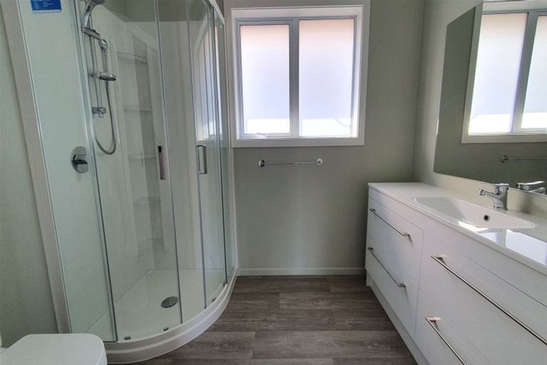 Photo of property in 44 Pinehurst Crescent, Russley, Christchurch, 8042