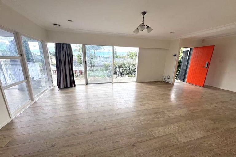 Photo of property in 5 Olena Avenue, Sunnyhills, Auckland, 2010