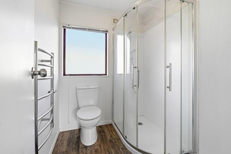 Photo of property in 8 Beech Place, Owhata, Rotorua, 3010