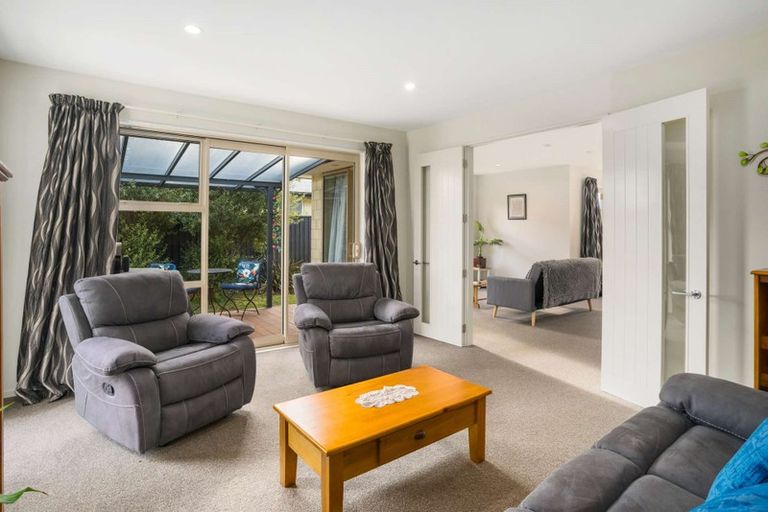 Photo of property in 13 Brockelbank Drive, Kaiapoi, 7630