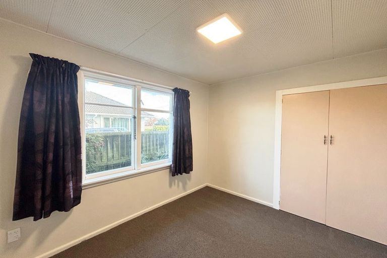 Photo of property in 22 Charlcott Street, Burnside, Christchurch, 8053