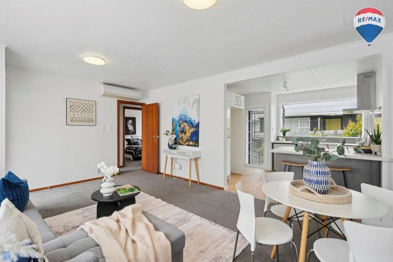 Photo of property in 87a Main Road, Wainuiomata, Lower Hutt, 5014