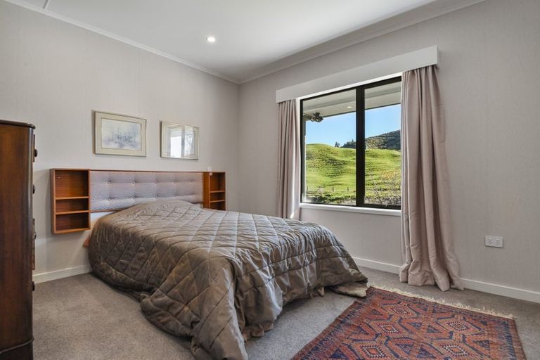 Photo of property in 1422 Manawahe Road, Manawahe, 3194