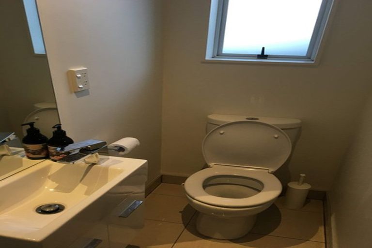 Photo of property in 130 Saint Martins Road, Saint Martins, Christchurch, 8022