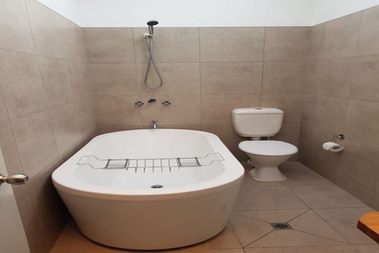 Photo of property in St Lukes Courts, 170 Peterborough Street, Christchurch Central, Christchurch, 8013