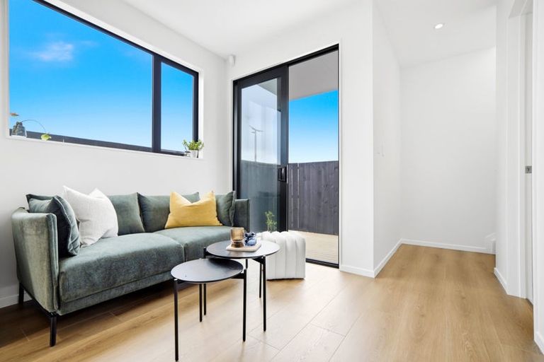 Photo of property in 6 Sails Road, Hobsonville, Auckland, 0616