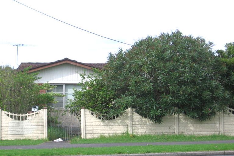 Photo of property in 3 Rathgar Road, Henderson, Auckland, 0610