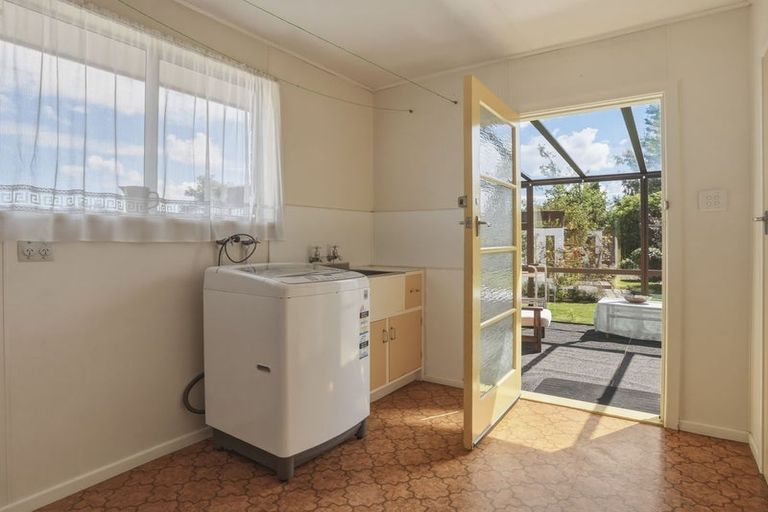 Photo of property in 14 Queen Street, Milton, 9220