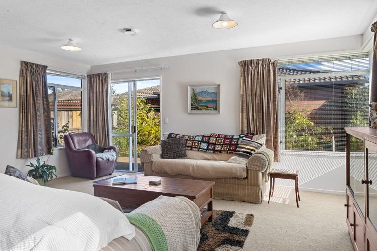 Photo of property in 2/27 Prossers Road, Saint Martins, Christchurch, 8022